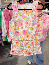 Multi Floral Set (sold as a 2 piece set)