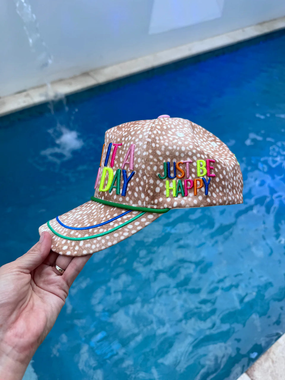 Make it a good day hat