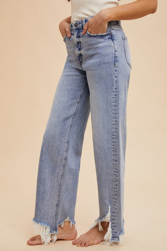 Asymmetrical Distressed jeans