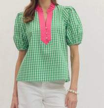 Green gingham top w pink
