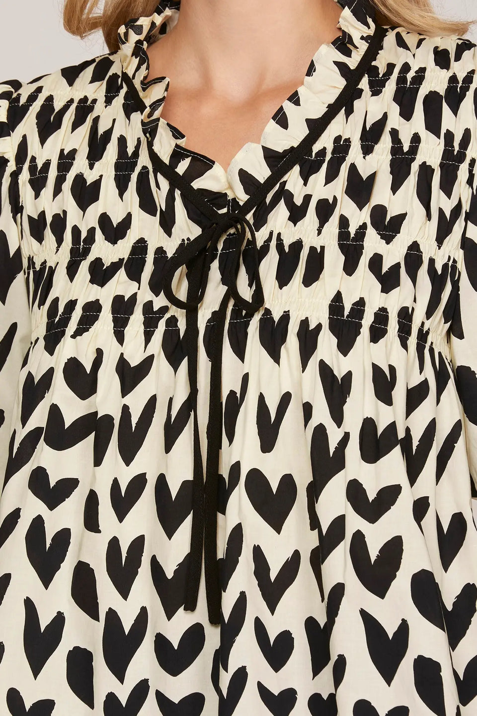 Black/White Heart Top